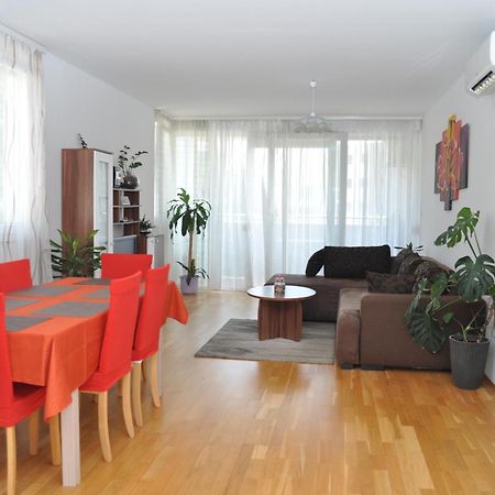 Apartment Kristijan Макарска Экстерьер фото