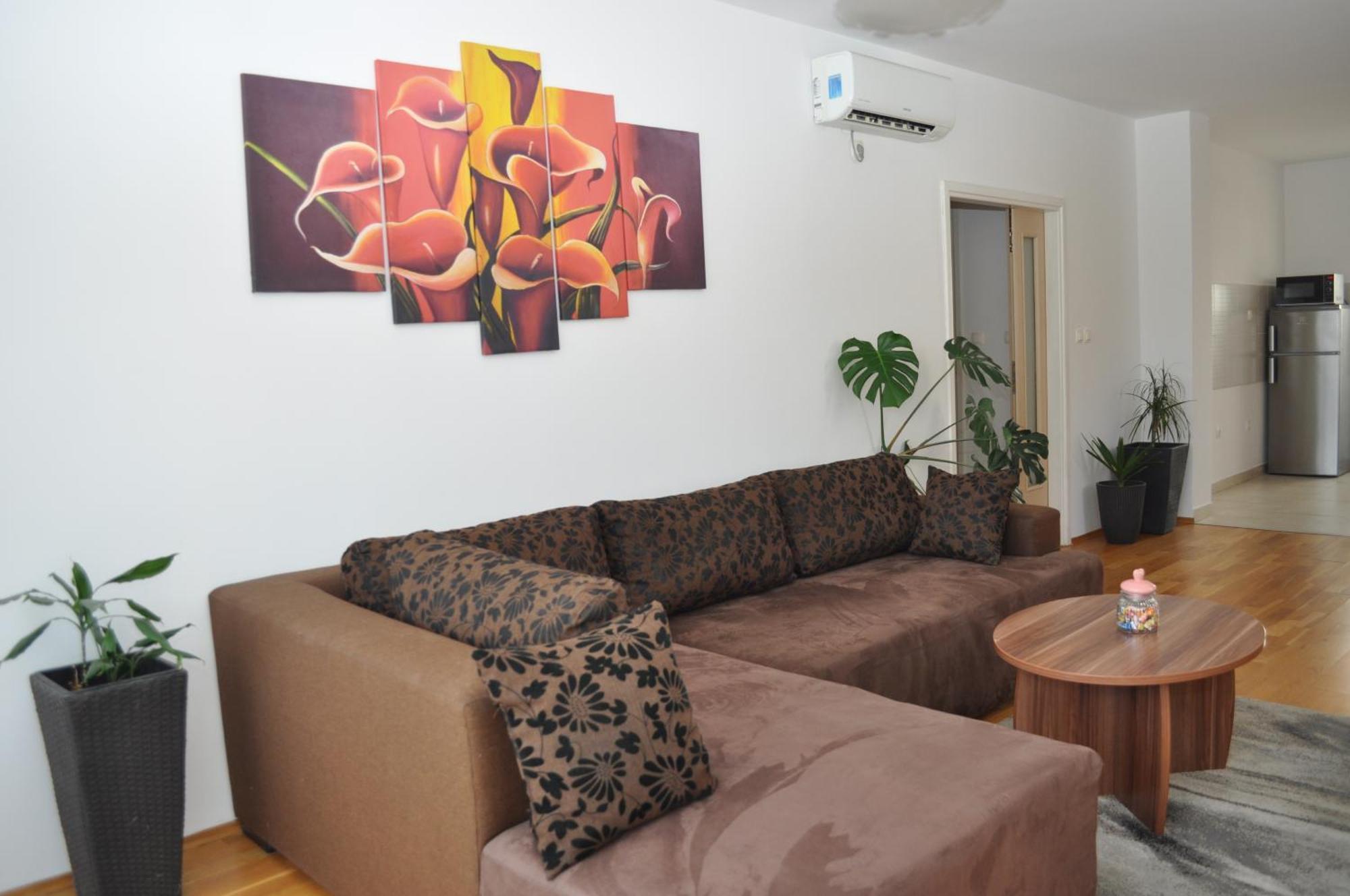 Apartment Kristijan Макарска Экстерьер фото