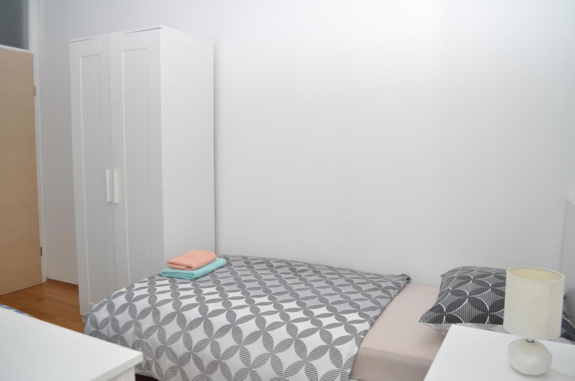 Apartment Kristijan Макарска Экстерьер фото
