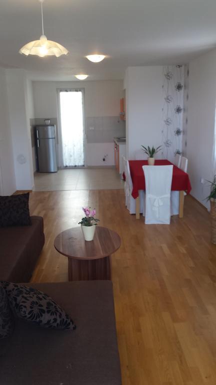 Apartment Kristijan Макарска Номер фото