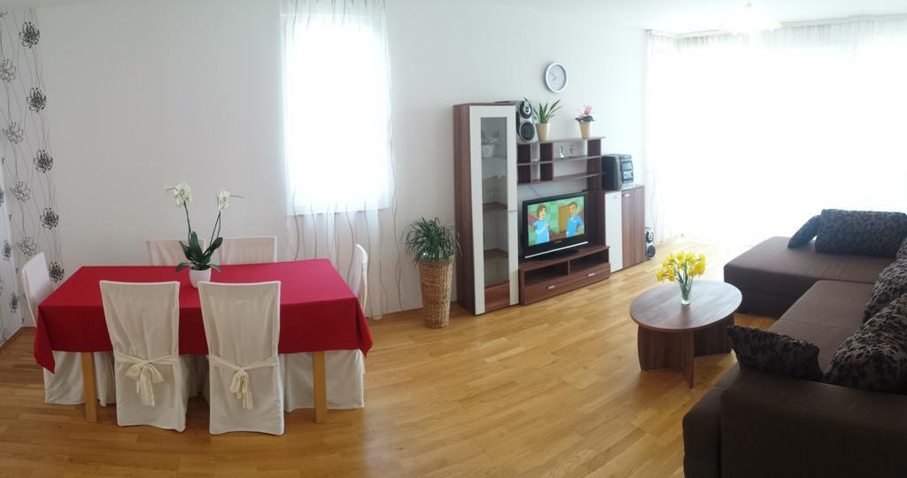Apartment Kristijan Макарска Номер фото